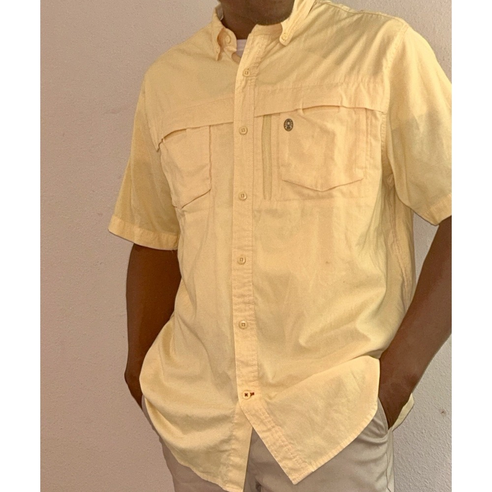 Coleman Men's Short Sleeve Button-Up Shirt Solid Beige Pockets Size L